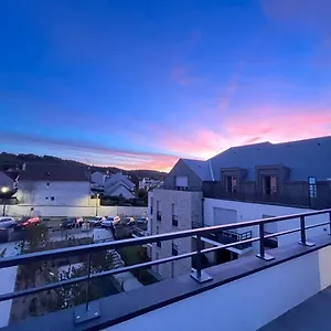 https://le-petit-roof-top.fr-paris.fr